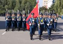 空軍院校兵怎么樣 有沒有去空軍第一航空學院當兵的人，空軍地勤。能不能跟我說說那里怎么樣，管理嚴嗎？兩年回來能干什么